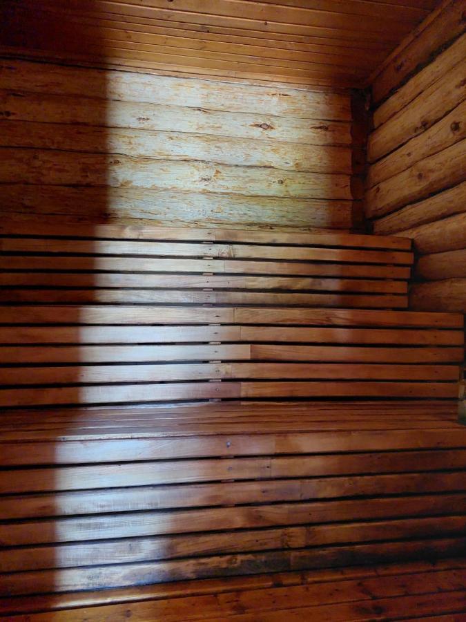 Zaku Muiza Pension Anspoki Buitenkant foto